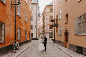 Bröllopsbilder i Gamla stan i Stockholm